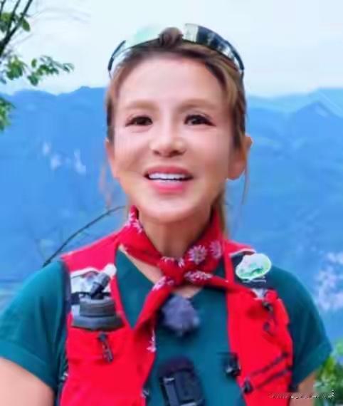 53岁央视主持人朱迅：生命终将结束，为何不勇敢面对生命的终点呢这句看似平淡却