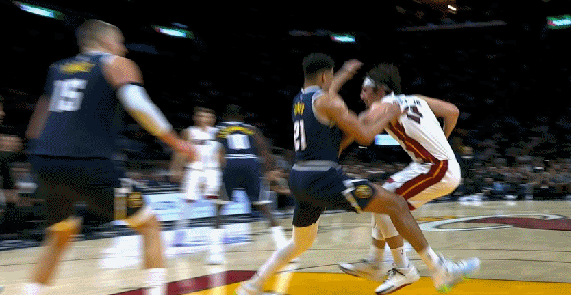 我勒个去，希望不会影响约基奇有影响。正值巅峰……