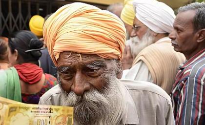 不少人纳闷，为什么印度年年贸易逆差，却还有钱能买外国货？其实真相很简单，印度早