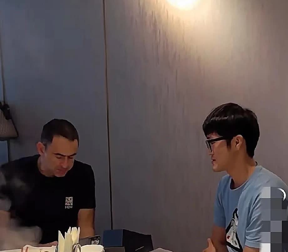 火箭奥沙利文来中国，赵心童这波接待真的太会了！你看人家这相处，就是咱们
