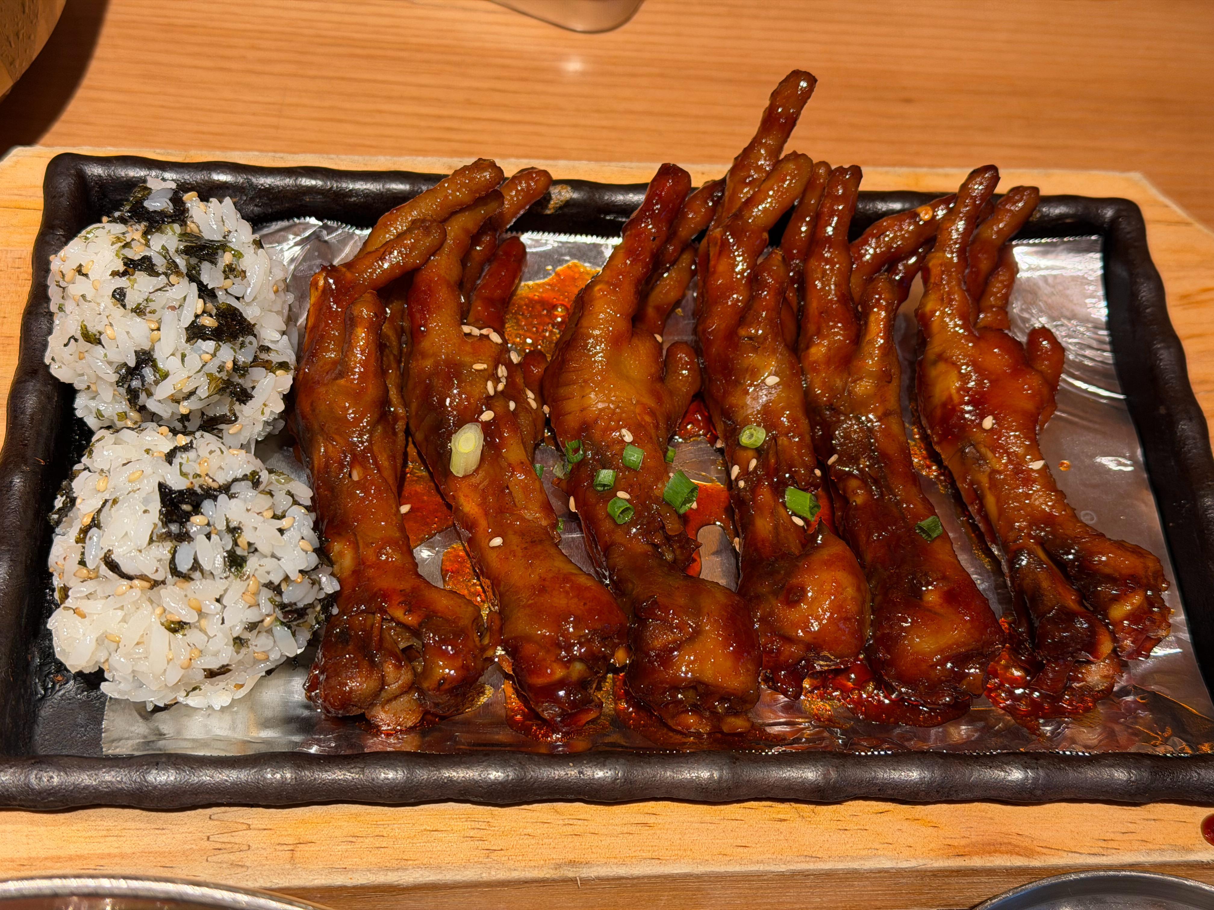 今天晚饭大家先吃～冷面一般，没什么味过段时间去东北尝尝冷面去！北京