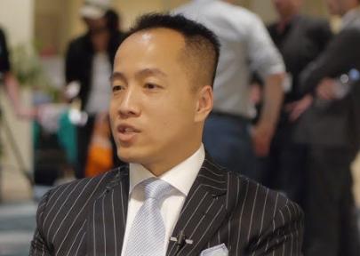 加密圈又一位亿万富翁离奇死亡。 8月7号凌晨，巴拉圭亚松森一栋豪华公寓