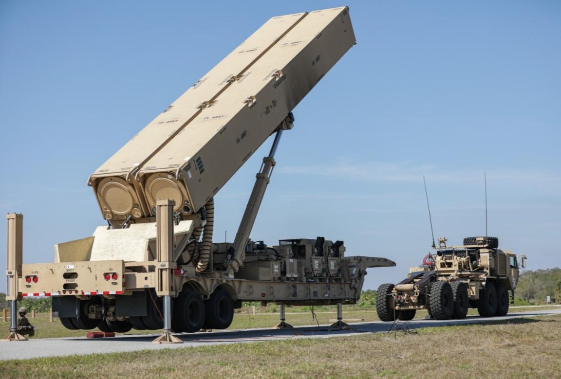 彭博社刚刚爆出大料，美国中央司令部急了，要求美军把最新型“暗鹰”高超音速导弹部署