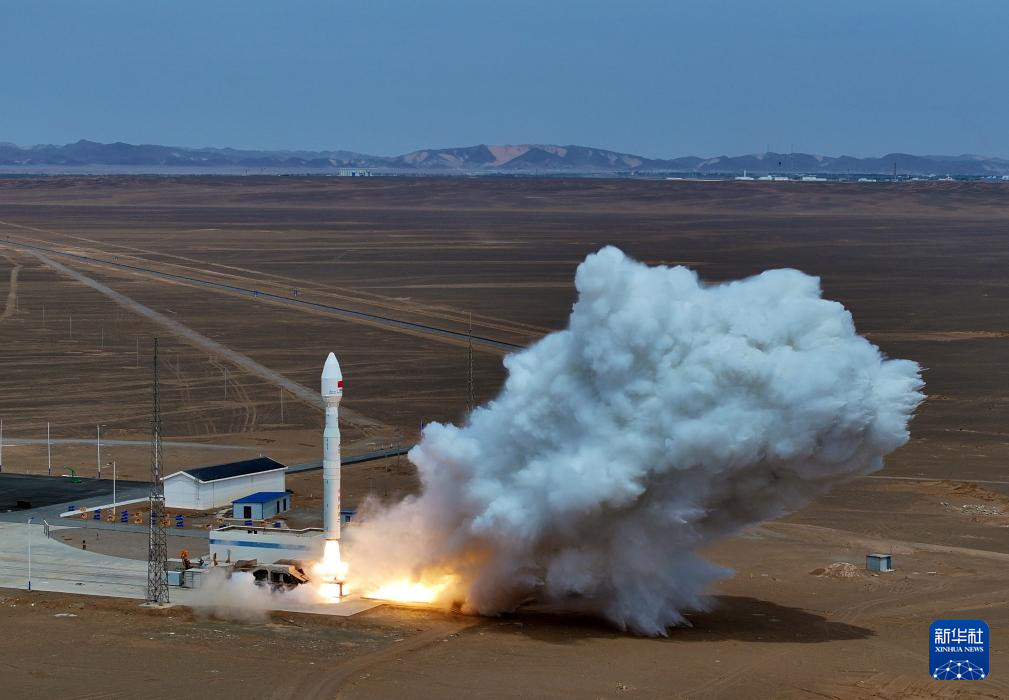 【泰景三号05A星等5颗卫星发射成功】5月15日12时33分，我国在东风商业航天