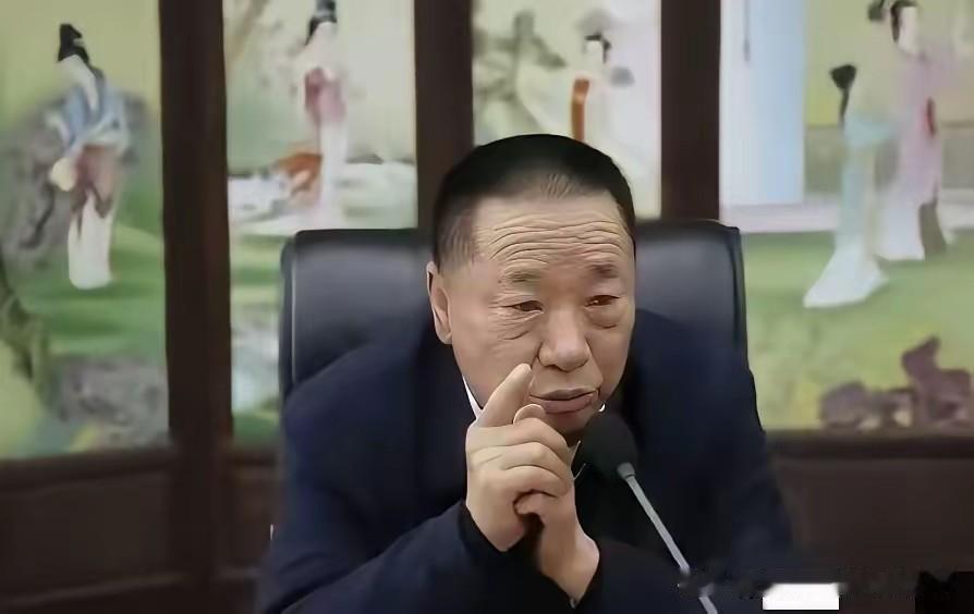 任铁柱，这次大概率不会伤筋动骨！因为对工人的赔偿肯定有保险公司的。圈子里