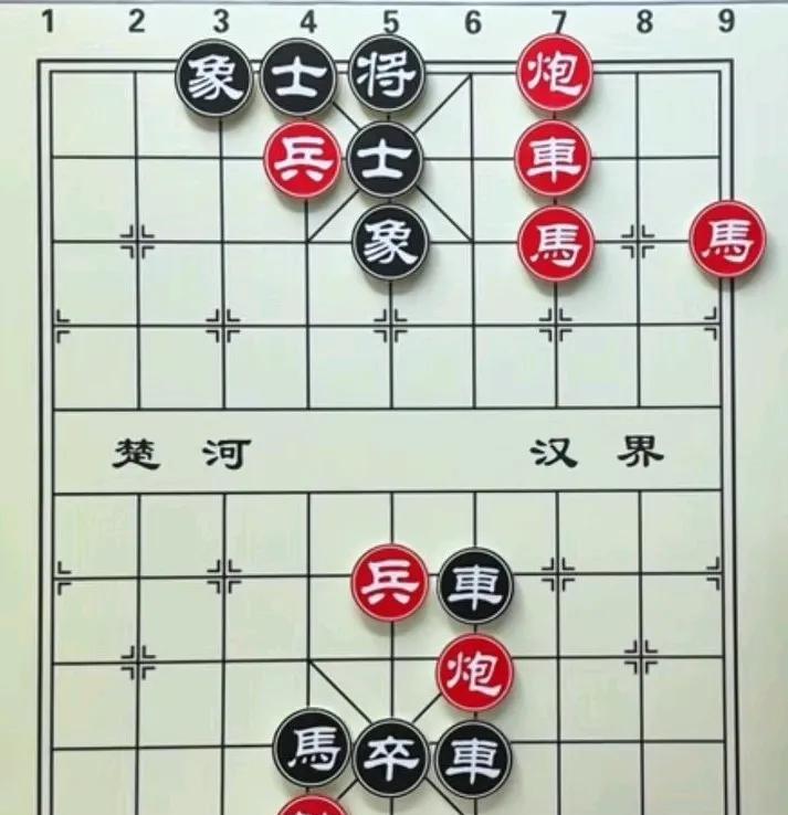 这棋还是有一点挑战性的，别看红方一堆子守在黑方这边，有双马两炮一车一兵，但叫杀的