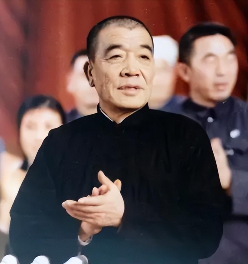 温铁军曾发出疑问：要是按照毛主席当初的设想继续发展，中国的乡村会走向何处？我们来