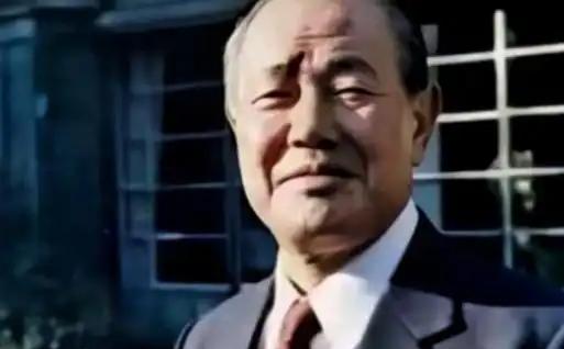 日本现在真正坐不住的，压根不是咱们航母下水比下饺子还快，也不是东风导弹又增加了多