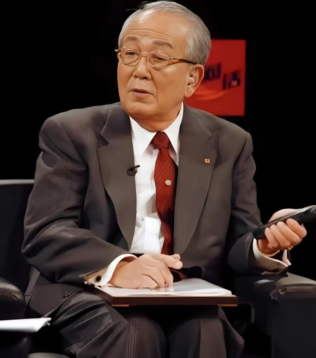 稻盛和夫说：“欺负你的人因你的软弱而来，欣赏你的人因你的自信而来，不在乎你的人因