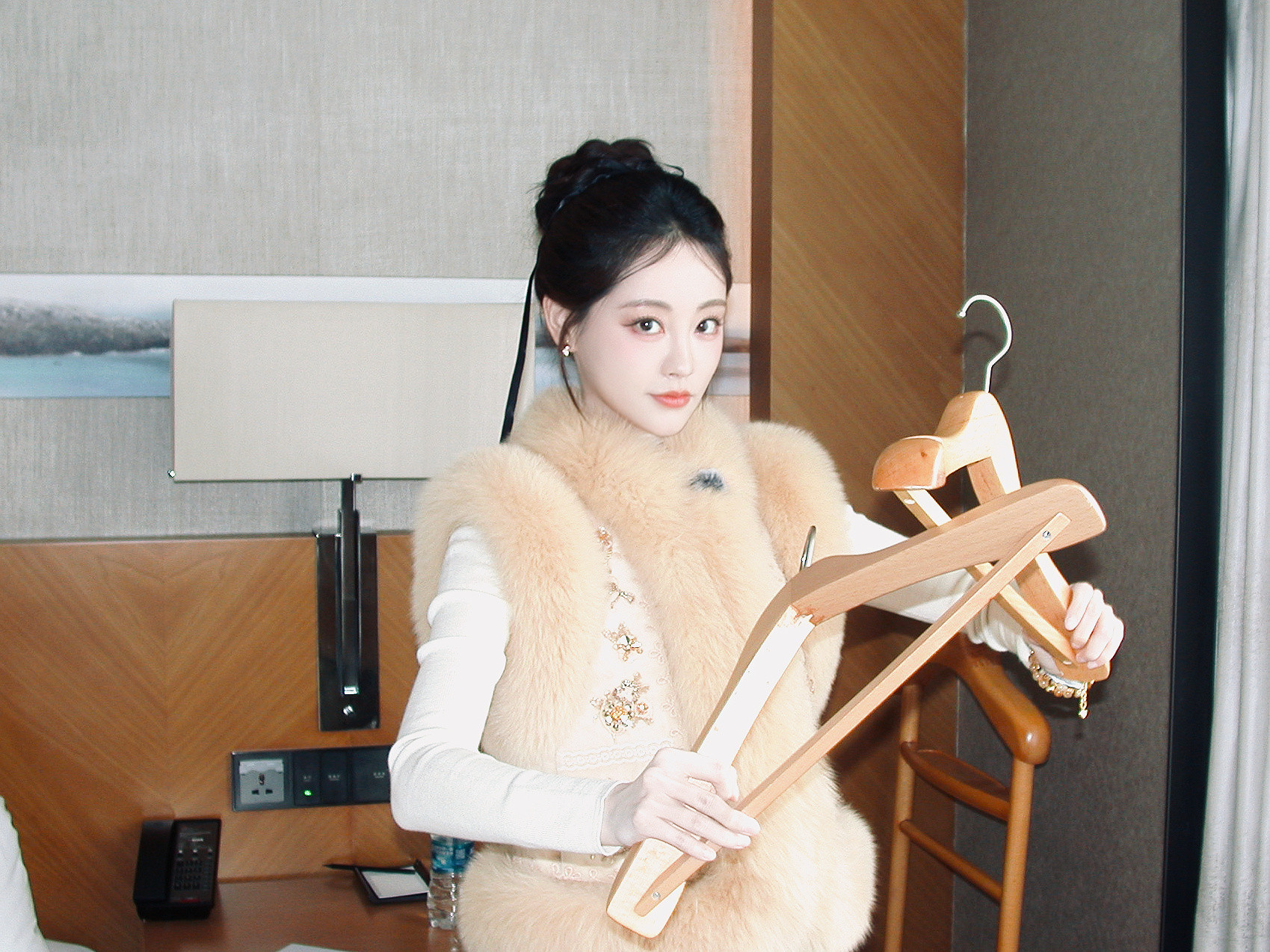 祝绪丹zxd祝绪丹遮天🐆祝绪丹姬紫月落日溺在云层里，银河滑落一片掉进大海里