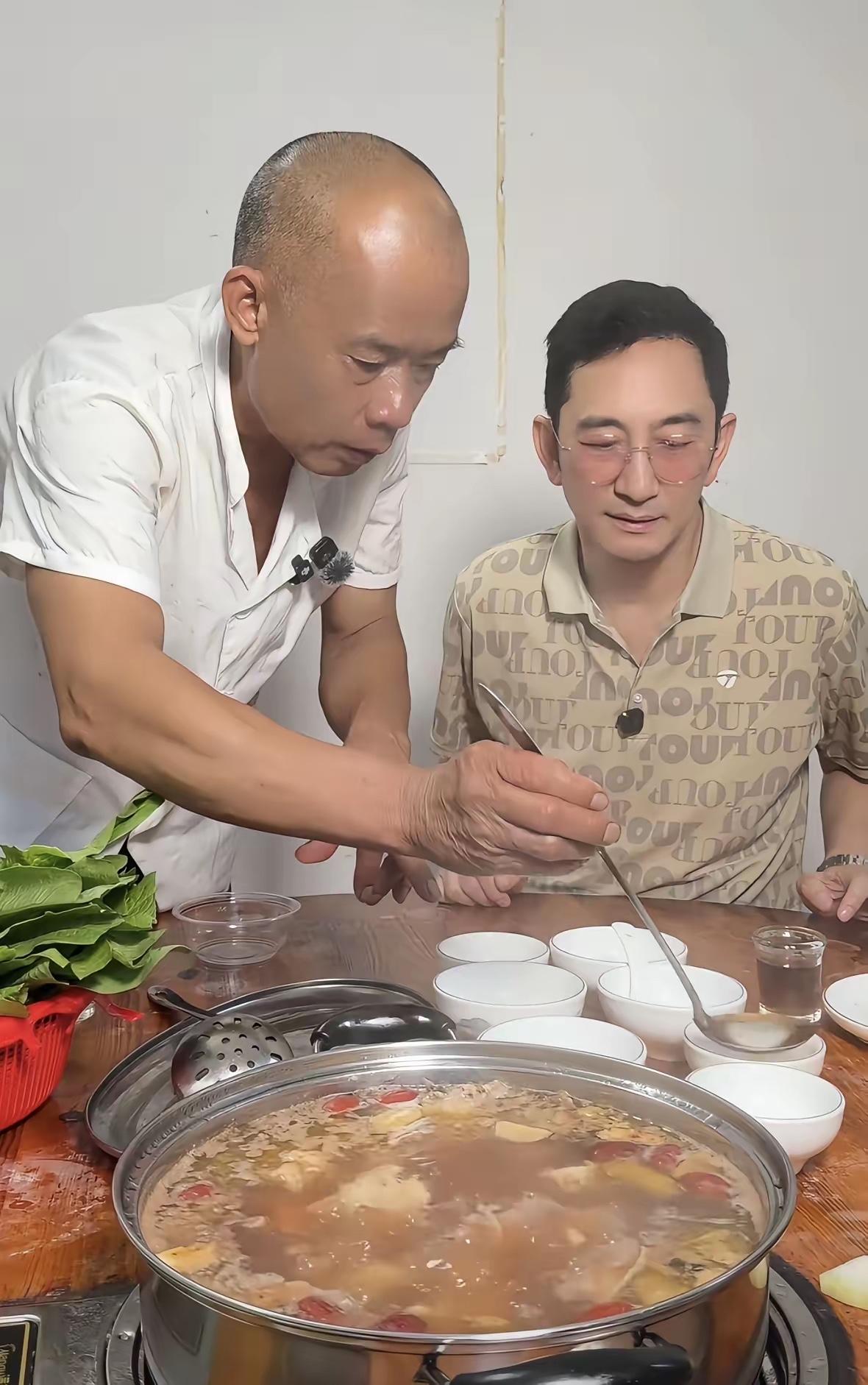 咱东北土豆炖牛肉，竟是苏联来的“混血硬菜”​​说起东北家喻户晓的硬菜，土豆炖牛