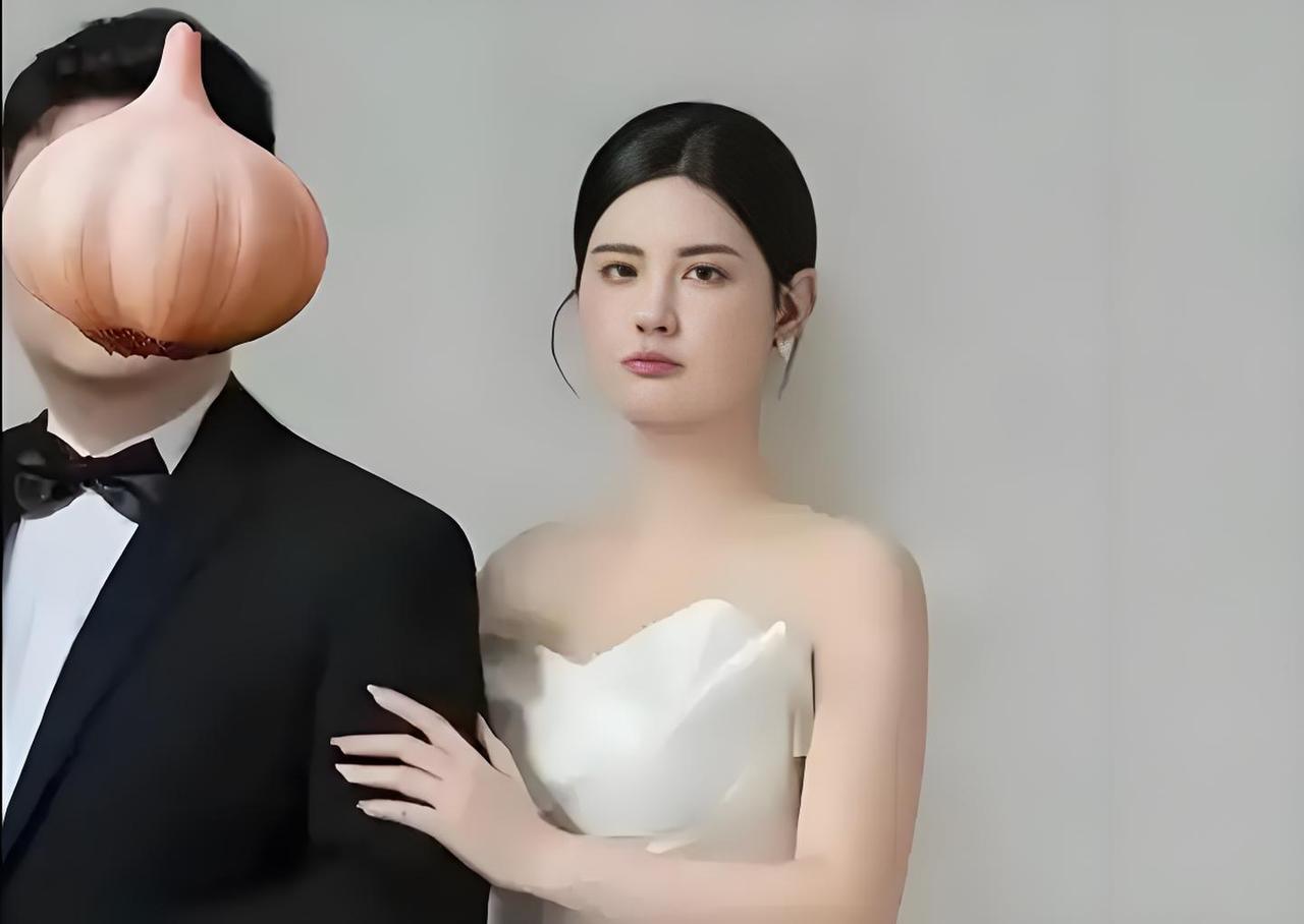 越挖越窒息！女教师婚礼当天坠楼，何止催婚？工资卡被管、彩礼要给弟弟！28岁女