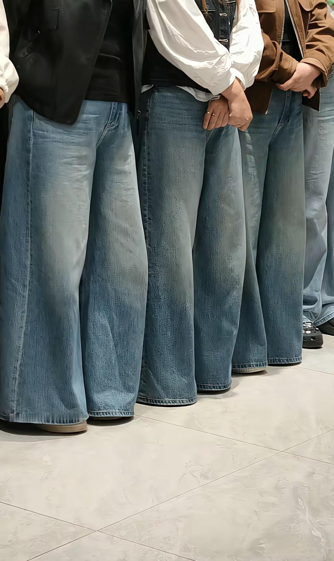 现在满世界是不是都是这种状态