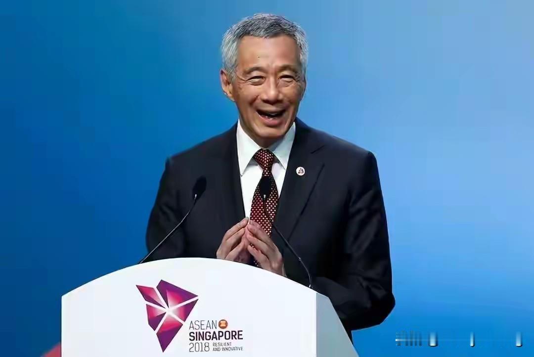 新加坡官方这次真的是“戏精”上身了。本来《给阿嬷的情书》这部电影，完全就是描