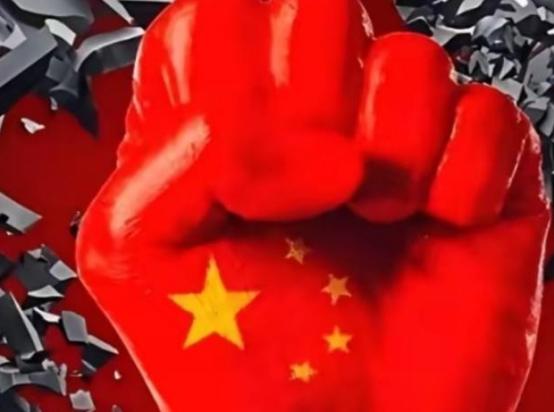 中国强势又出招，美国特别害怕的一刻终于出现了，日本噤声了，韩国彻底愣住了，西方国