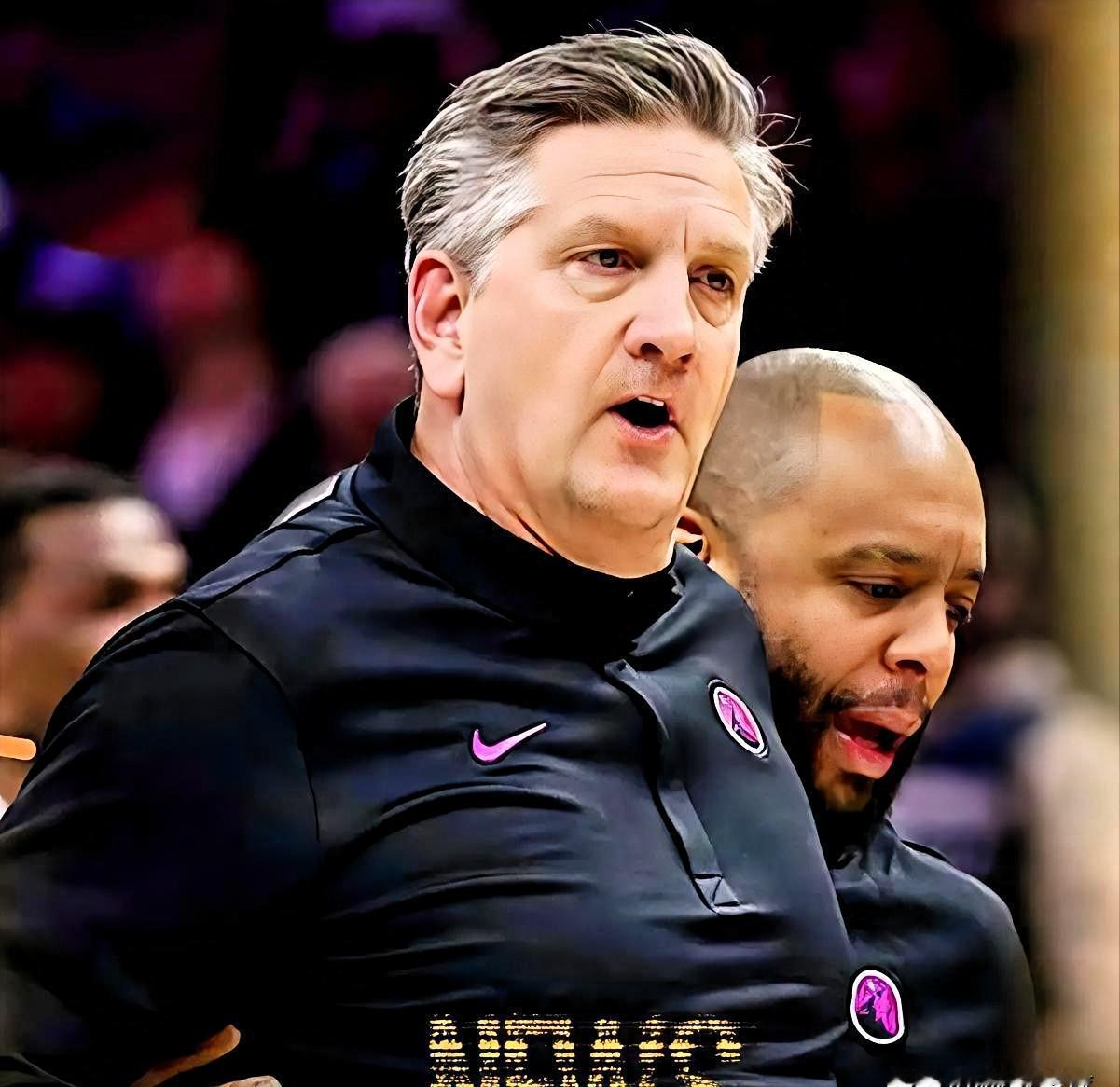 教练的罚单开出，联盟的惩罚就结束了？不，对爱德华兹来说，账单才刚刚开始。你看