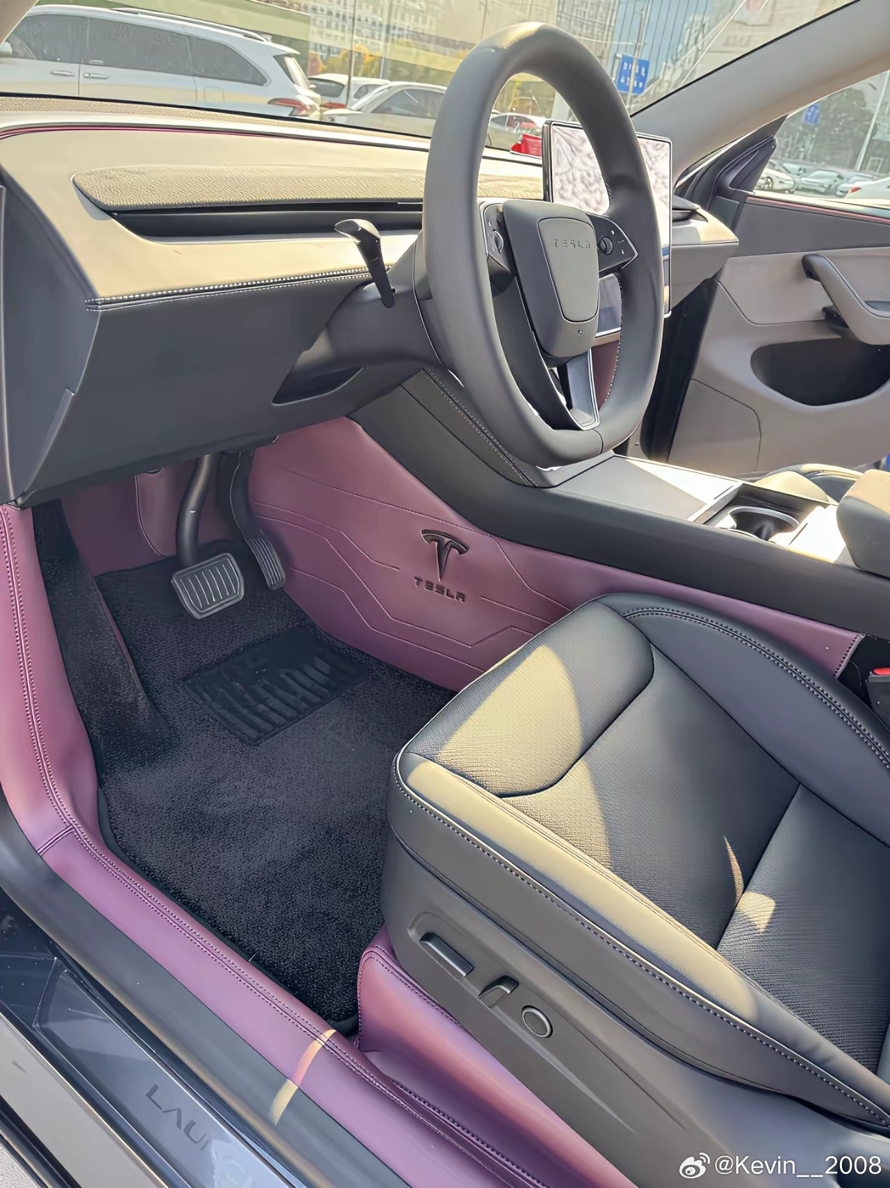 特斯拉这个内饰是我见过最差的为什么还有那么多人买？