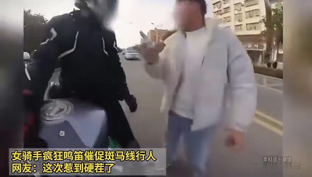 我想问下大家，那些装备齐全的摩托车骑手，特别是装有行车记录仪的骑手，无论男女，他