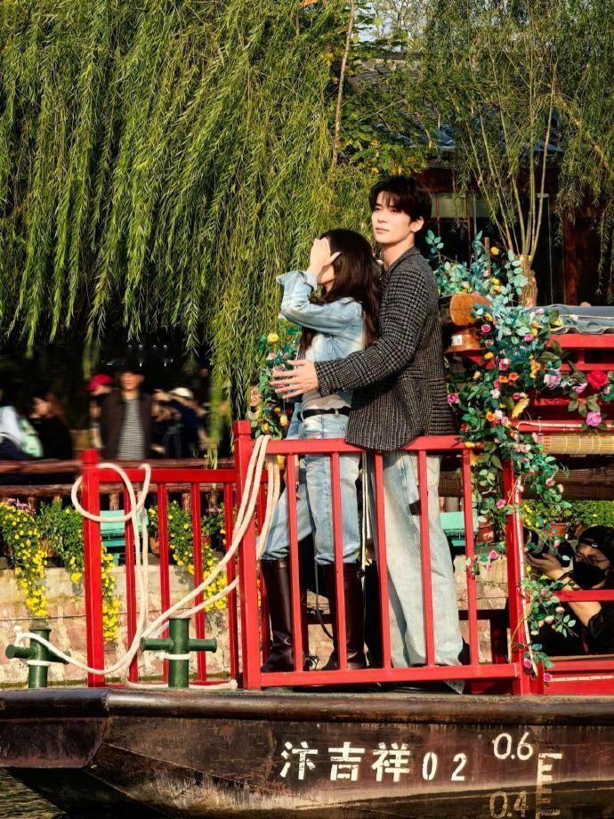 彭小苒是我们村最好的大厨彭小苒这厨艺真是没话说，看她做饭就像在看美食节目！不仅