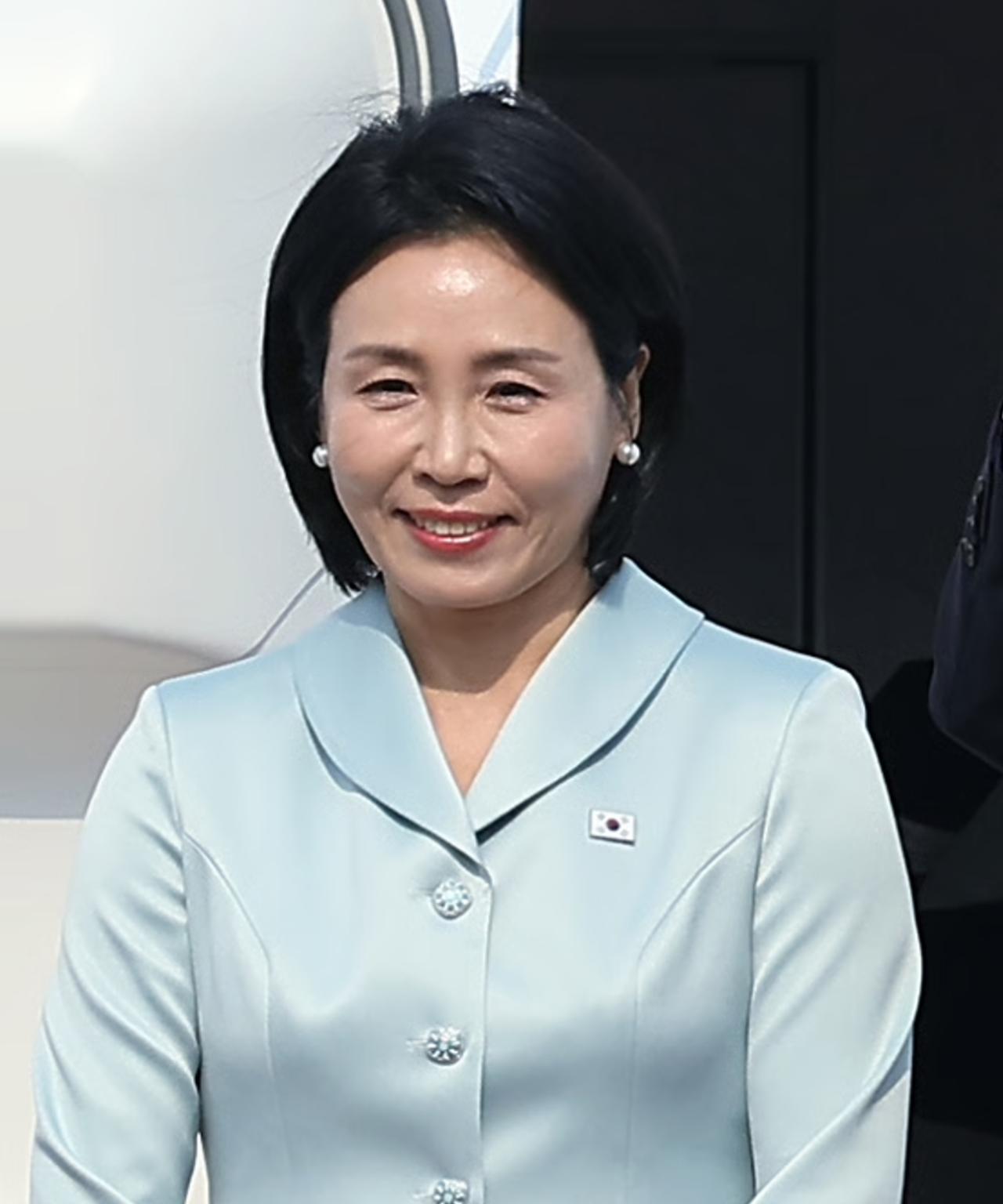 韩国第一夫人状态完美，看不出已经58岁