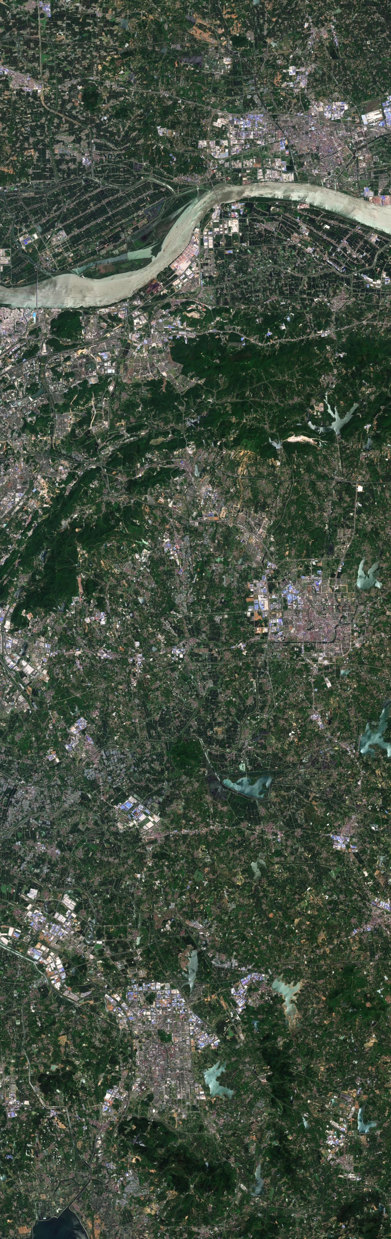 江苏省仪征市-句容市-溧阳最近高清卫星图（5.6）