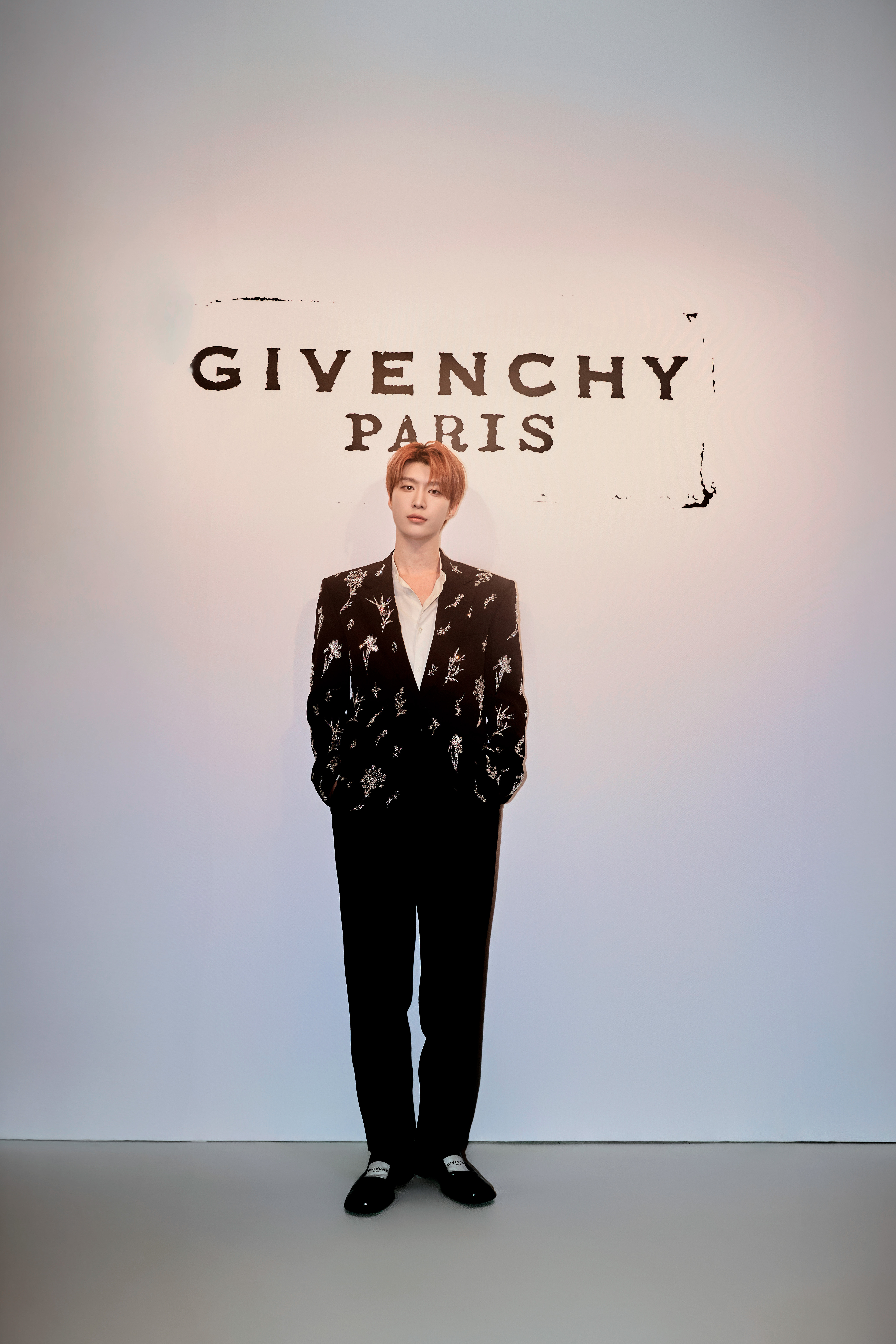GIVENCHY上海预展太权威了，谁能拒绝在150岁的张园W12别墅里看GIV