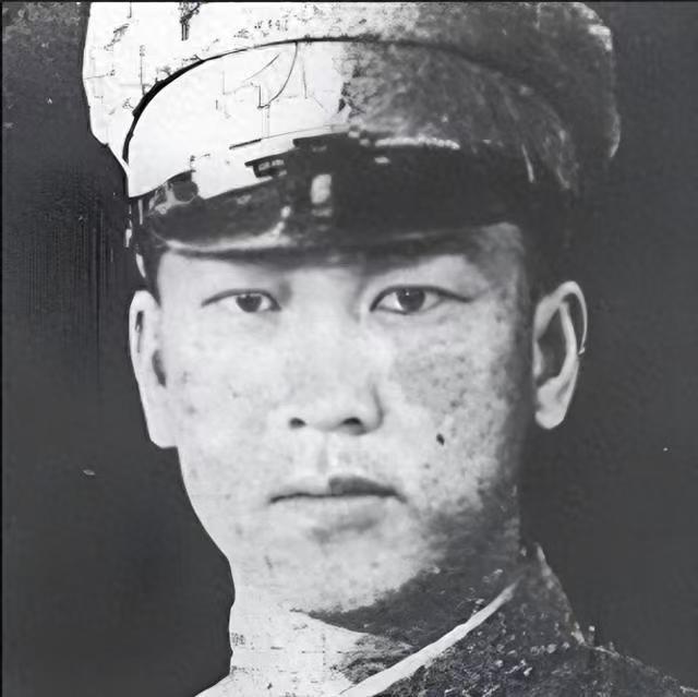 1949年，这位国民党军长既没投降也没死战，而是选择远走香港。1949年的时候，