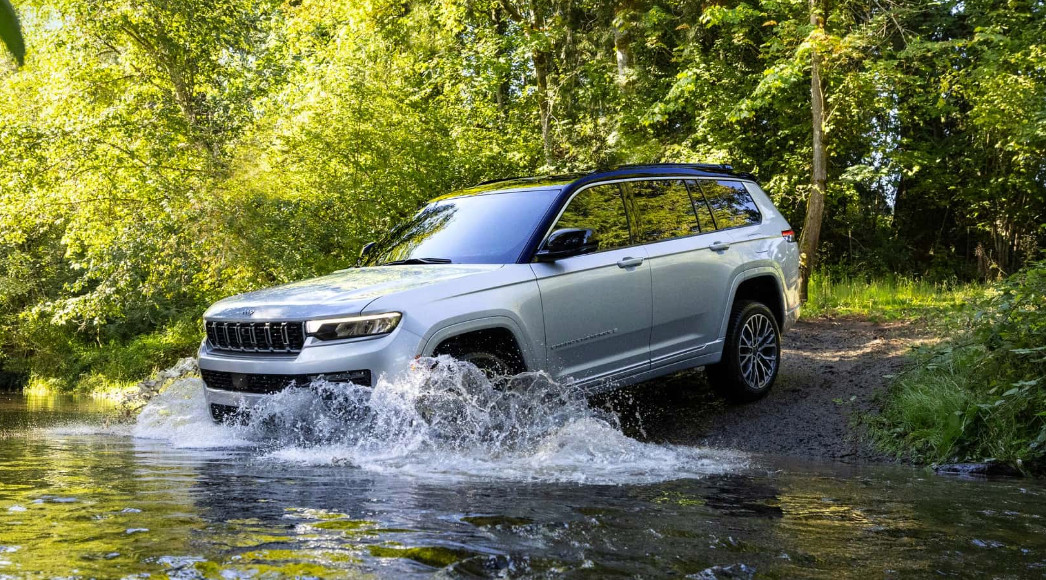 Jeep或让大切诺基V8回归。2023年起停产的5.7升Hemi发动机（357马