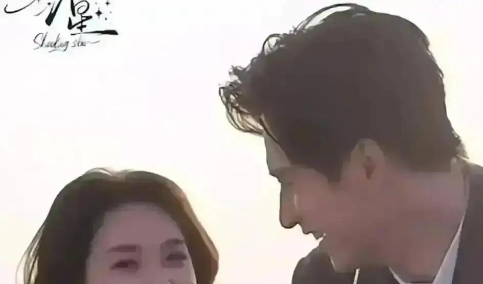 互删微博，王皓祯郭宇欣CP散场粉丝一觉醒来，发现俩人微博互相取关，连点赞记