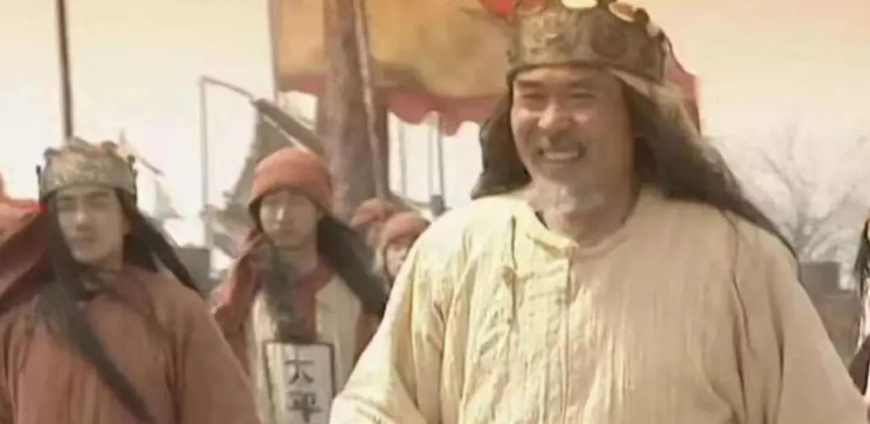 清军账房先生拨着算盘珠子记账时，保准在“曾天养首级”条目下多蘸了两回墨——这数字