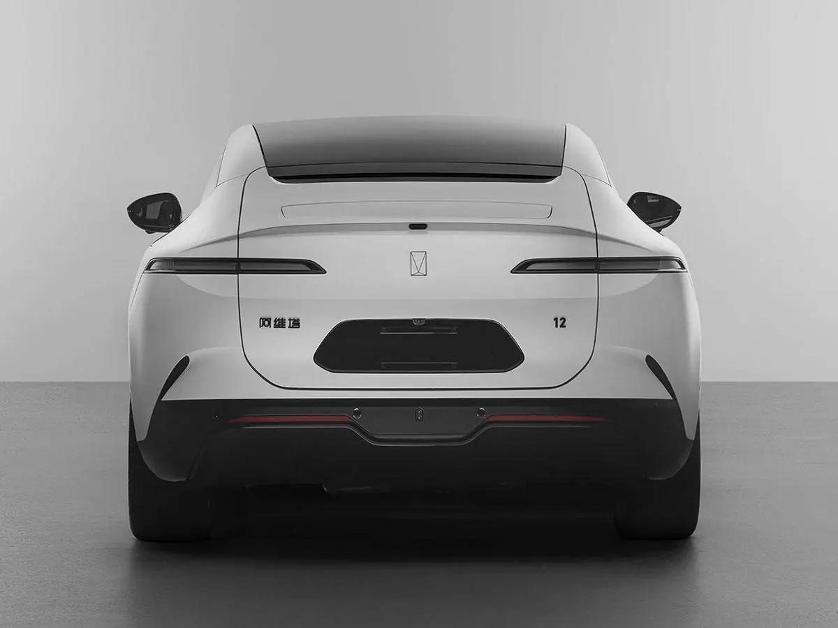 新款阿维塔12，这次真的来了。工信部最新一批名单里，它悄然现身，带着不少值得关注