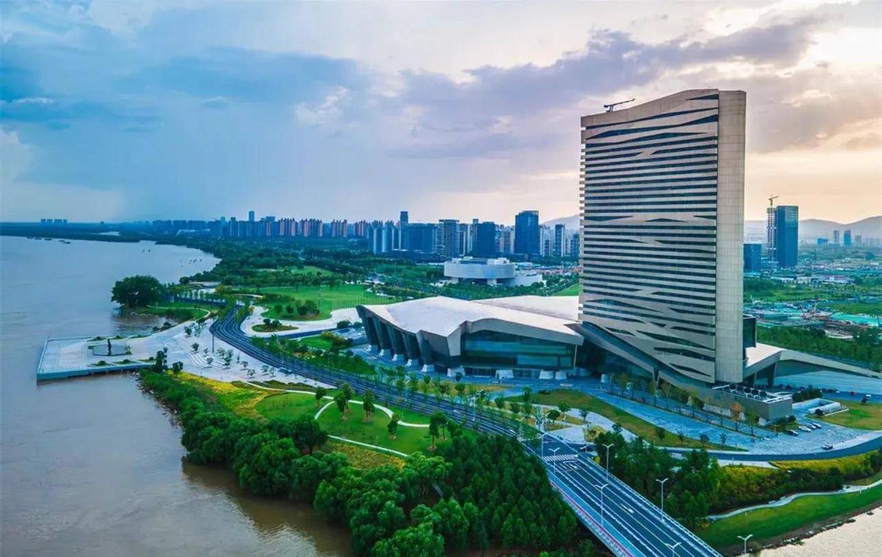 2025年江苏财政表现理想！2025年全年江苏全省地方财政收入达到10245