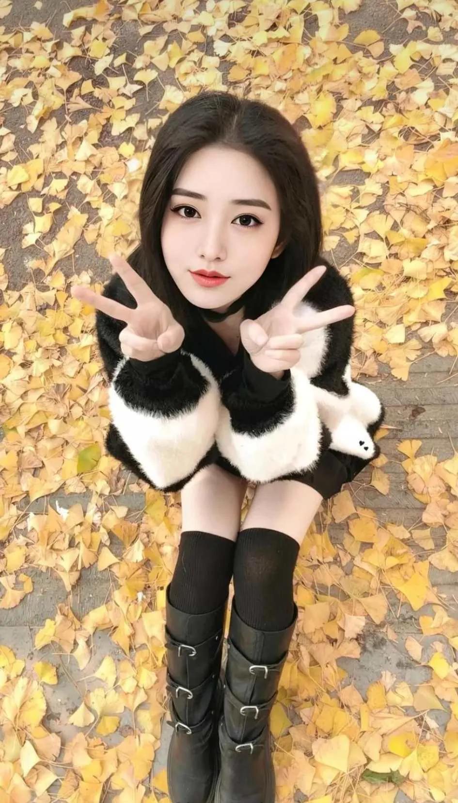 公园都可以看到，而且这些银杏景致也别有一番风味，何必挤在都京丝二厂扎堆，错过身边