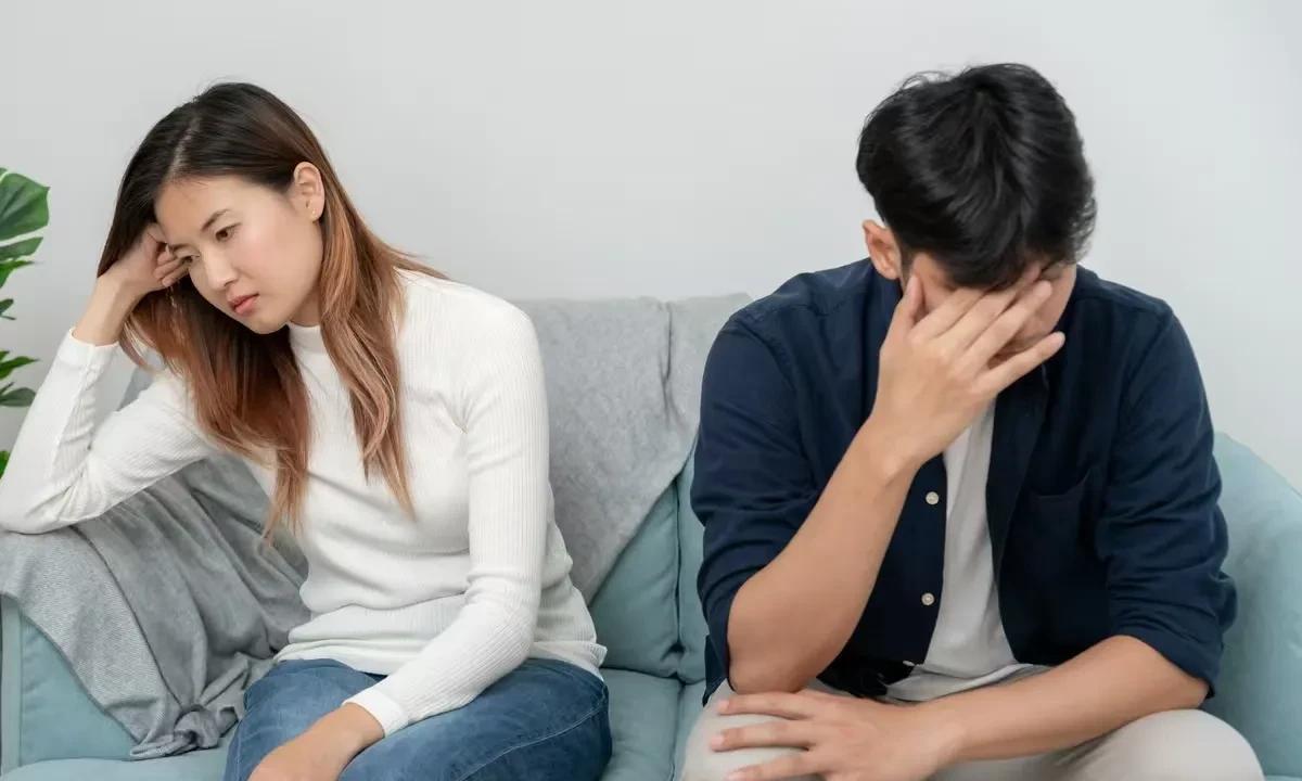 广东吴川，男子和妻子离婚4个多月，妻子就生育了一个孩子。男子推测妻子的怀孕时间在