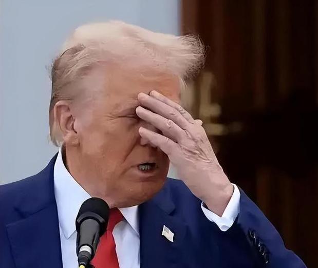 美国瞒不住了！ 福特号航空母舰火灾损毁情况再一次被曝光，这艘航母内部的一些空
