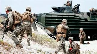 南海亮剑！美日菲1.7万人军演挑衅，中国辽宁舰+7型舰艇集结硬核回应要说最