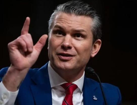 美国战争部长皮特·赫格塞斯北京时间11月1日晚，表示：“中国非法声称对不属于自己