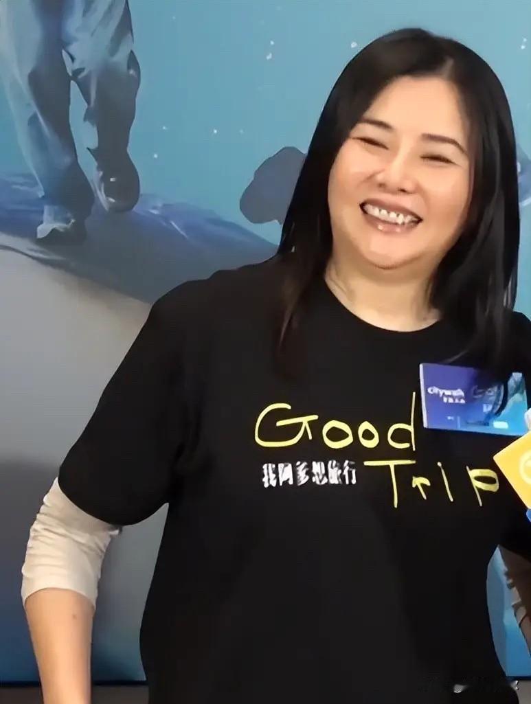 蒙嘉慧现在的状态，是没必要复出，自身不缺钱观感上也不够尊重观众。回看年轻时期的她