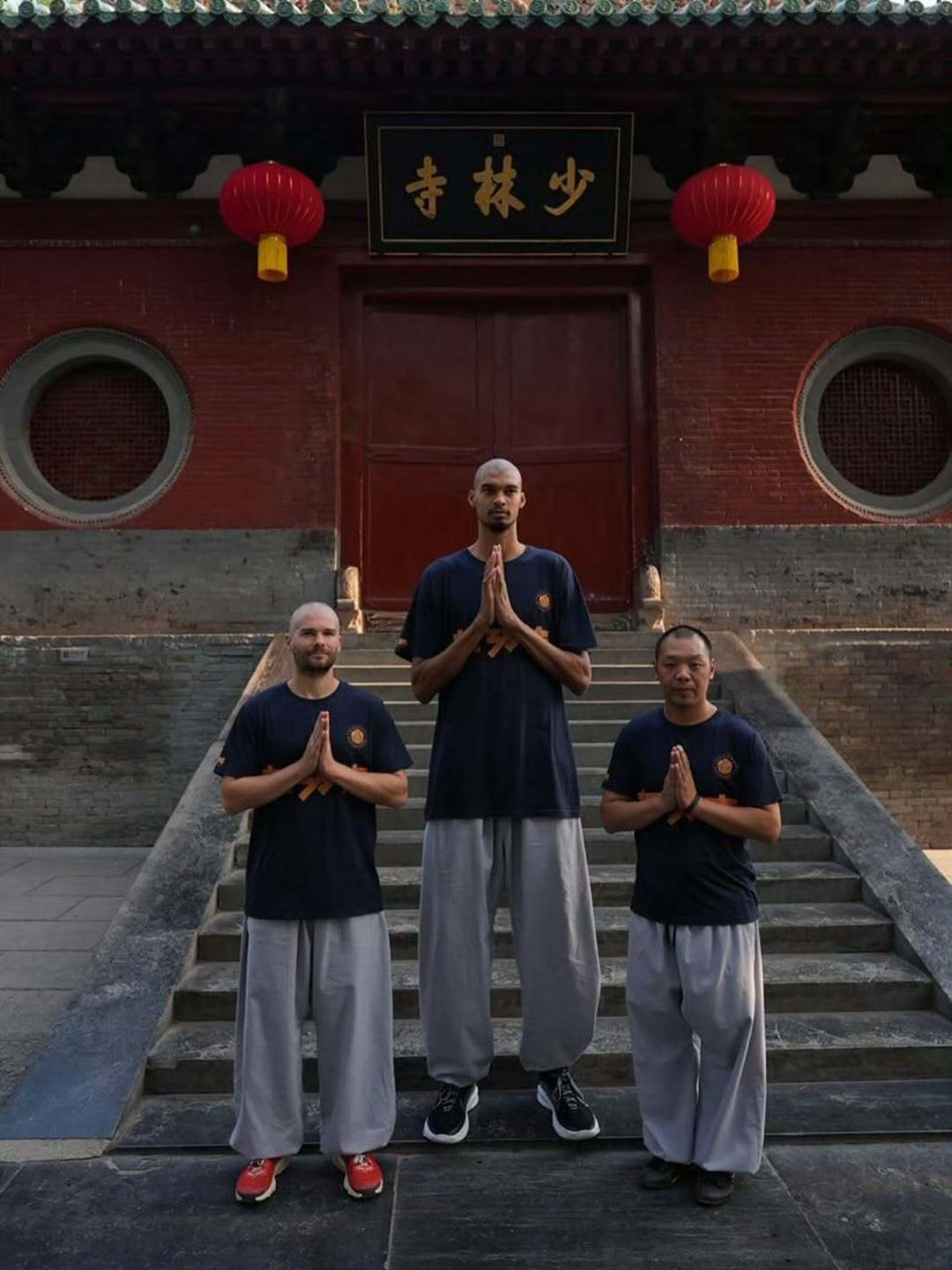 文班亚马：这个夏天的所有安排，都是围绕提升身体机能展开的，包括我的中国行--爬长