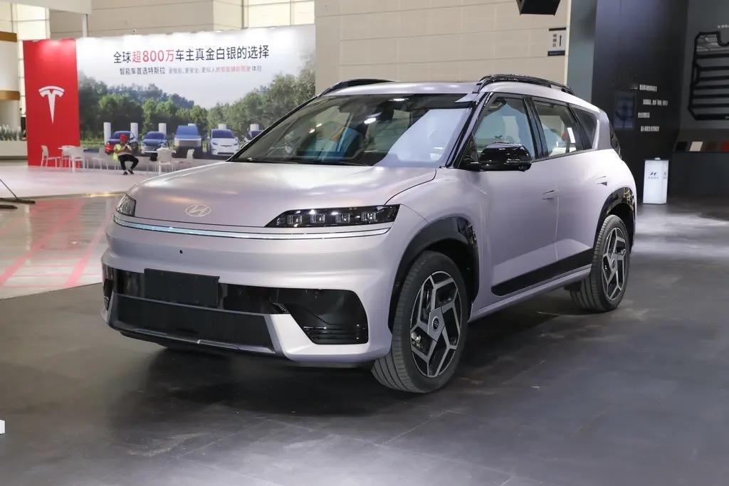 北京现代E0弈欧新新质力纯电SUVEO羿欧值不值得买北京现代汽车凭借当年伊兰特