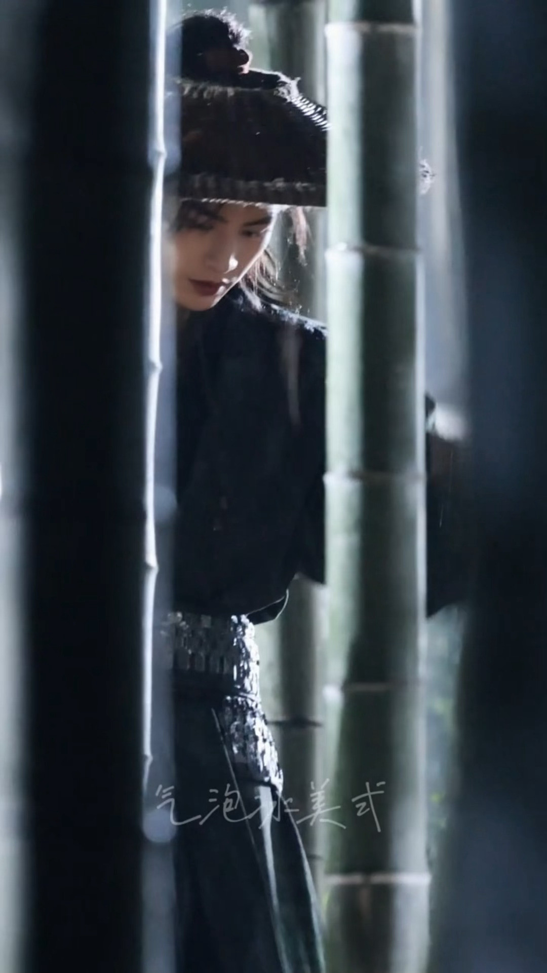 竹林雨夜里的厉🎋属于凌赫的武侠好本在哪里！！张凌赫萧厉竹林雨夜戏属于张凌赫的武