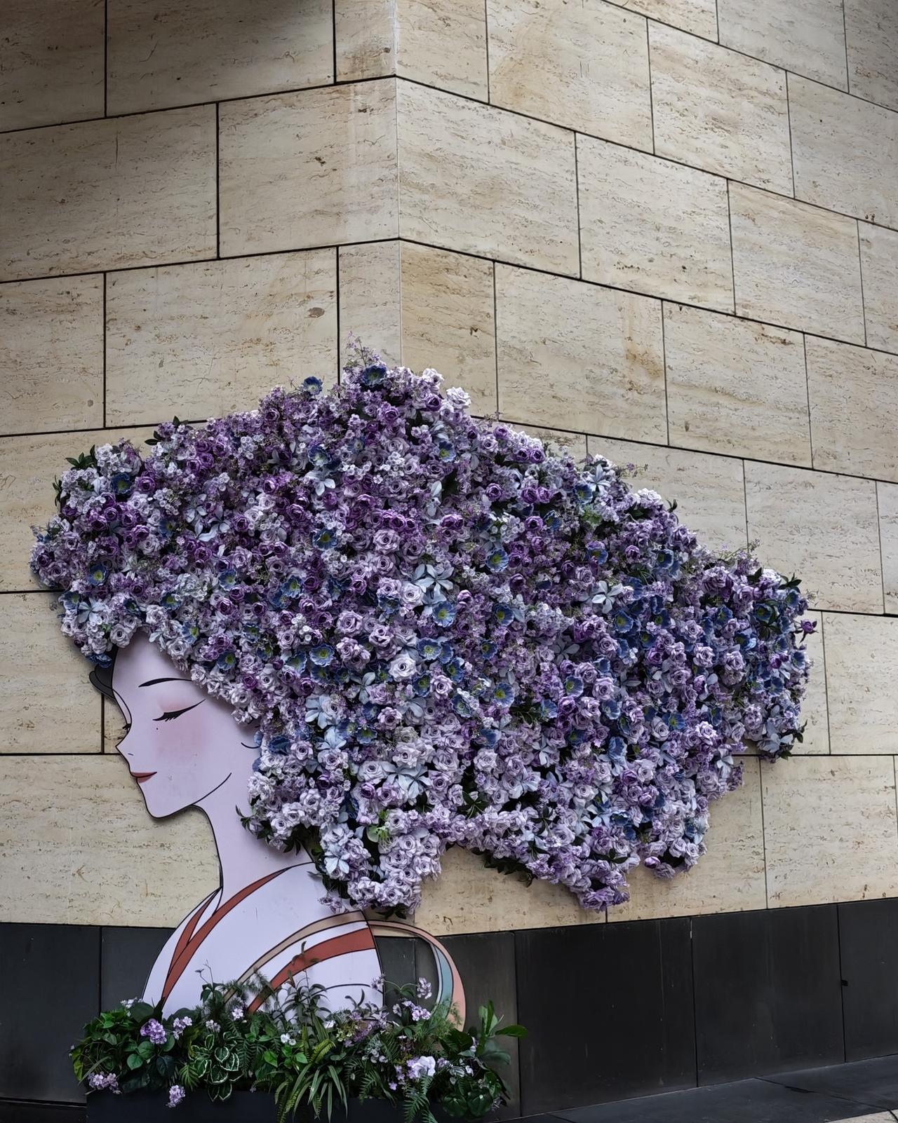 期中放榜，说一说咱这初中生家长应该有的心态。周日那天带孩子在外面玩呢，看到老师说