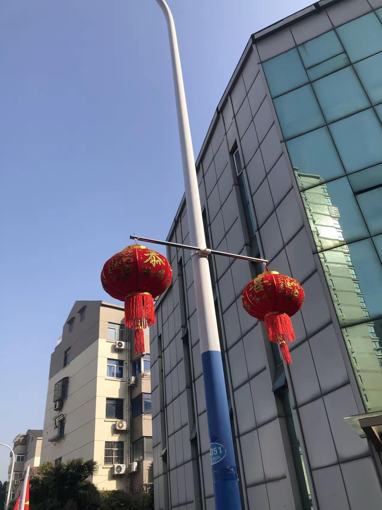 中国好惹吗？在当今世界，中国不想做第一，美国不想做第二，俄国不想做第三。所以，