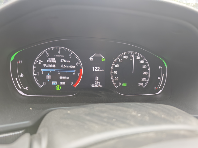 800公里油耗开空调全程6.7油耗，比新车时高了点。这油耗说实话一般，比很多2