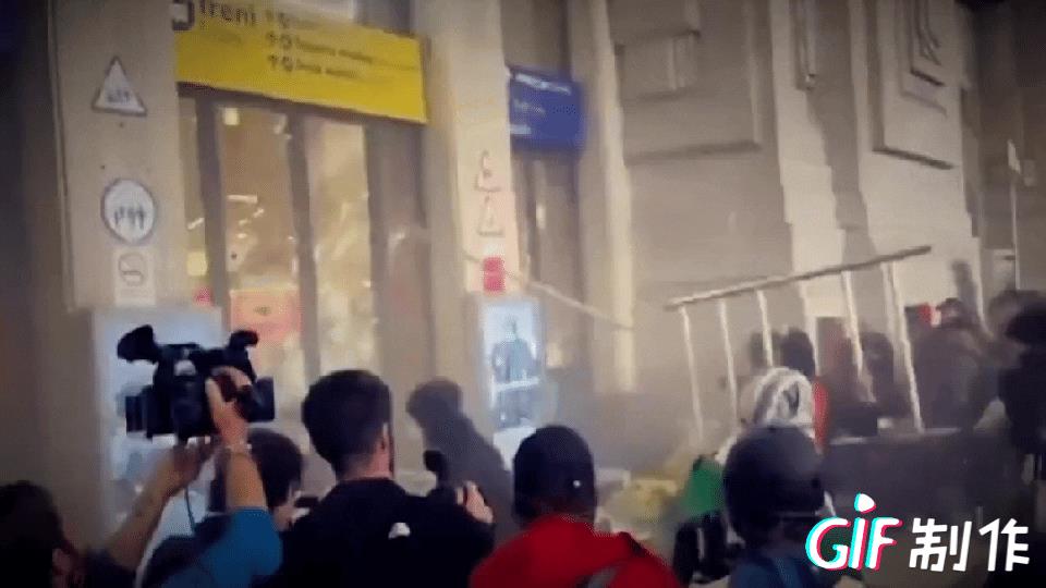 意大利女总理不承认巴勒斯坦被民众冲了，现在在整个欧洲已经形成了一种共识，以承认巴