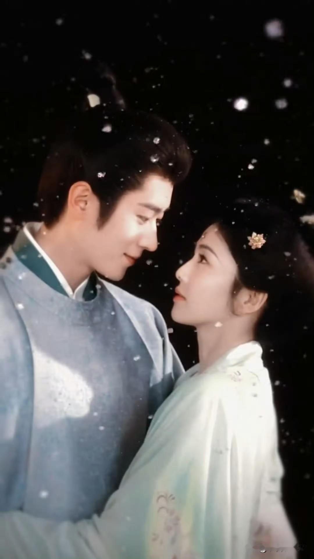 情人节的饭果然美味，光看CP感你觉得哪部剧赢了呢？《莫离》丞磊x白鹿《嫁金