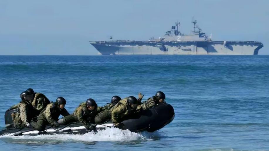 055试射鹰击20是真的？绕到对手身后演训，战力碾压七国联军辽宁舰南海“漂移