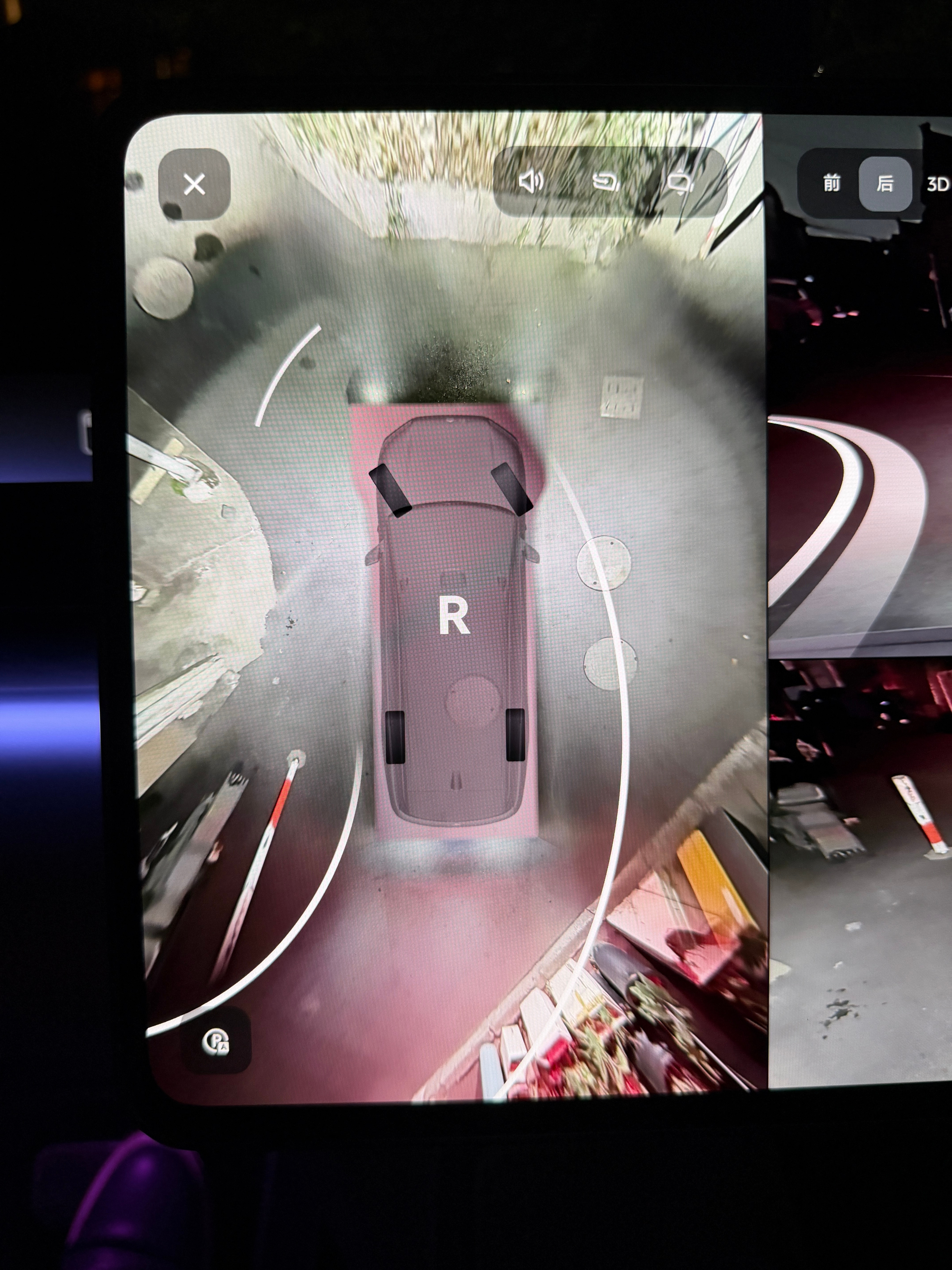 夜间360环视的标杆—蔚来ES8！其实这个二代8就做得很不错了，三代8更上一