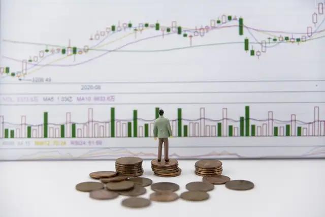 8年交易经验总结：多数散户亏损非因技术差，而是扛单、锁单、凭感觉等陋习作祟。