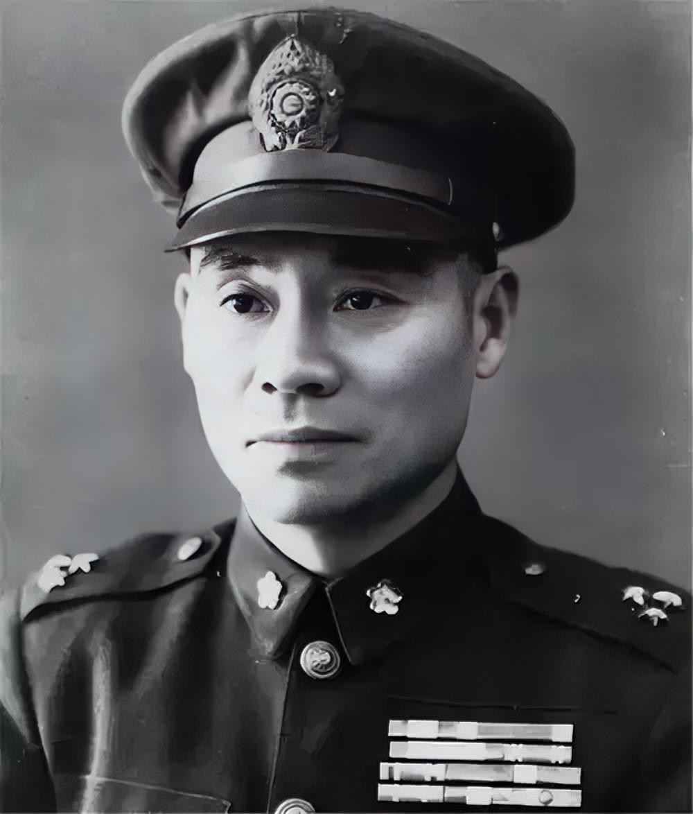 1981年，已退休的郭汝瑰来到南京杜聿明的家中。杜聿明曾是国民党著名将领，而郭汝